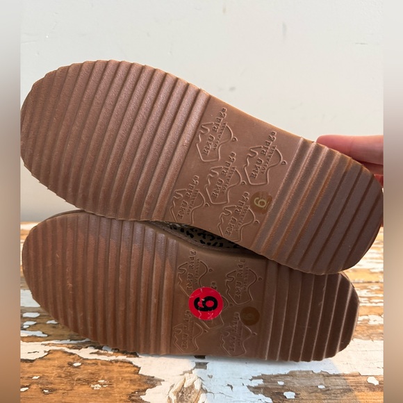 Emu Ridge Australia. Size 6 - Picture 5 of 7